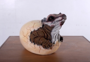 Triceratops Baby in an Egg (JR 140035)