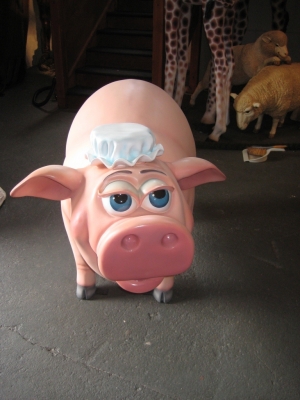 Funny Pig Standing 6 (JR FSC1331-6)