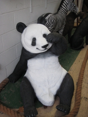 Panda Slouching (JR 110107)
