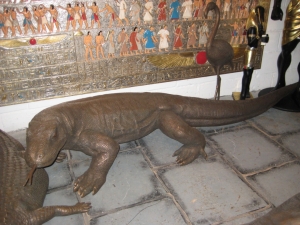 Komodo Dragon in Bronze 11ft Long (JR 080121B)