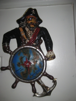 Pirate Clock (JR 2146)