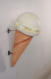 Hanging Ice Cream Small - Vanilla 3ft (JR 130018v)