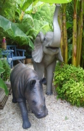 Rhino Baby Life-size (JR 2249) - Thumbnail 01