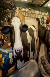 Cow Head Up (No Horns) (JR 1634NH) - Thumbnail 01