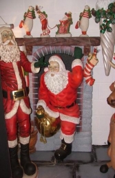 Santa Coming Out of Chimney (JR AQ) - Thumbnail 03