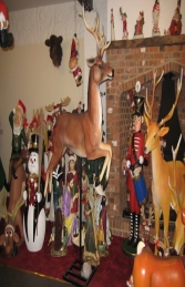 Flying Reindeer with Long-horns (JR 120067) - Thumbnail 03