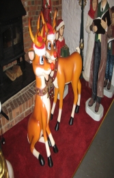 Reindeer Standing (JR 090078) - Thumbnail 03