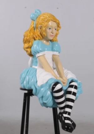 Alice - Sitting (JR 170076)