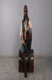 Pirate sitting on chest (JR 180182)