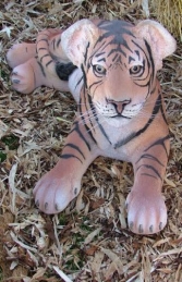 Tiger Cub Lying down (JR 080148) - Thumbnail 02