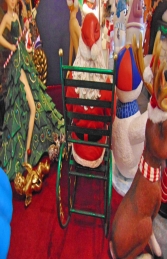 Santa in Rocking Chair with Book (JR 678 +JR 1654) - Thumbnail 03