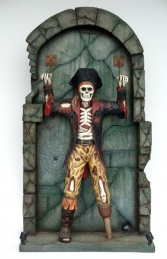 Pirate Skeleton Chained to Wall 7ft+ (JR FC) - Thumbnail 01