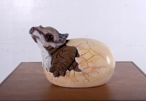 BABY TRICERATOPS HATCHING JR 140035