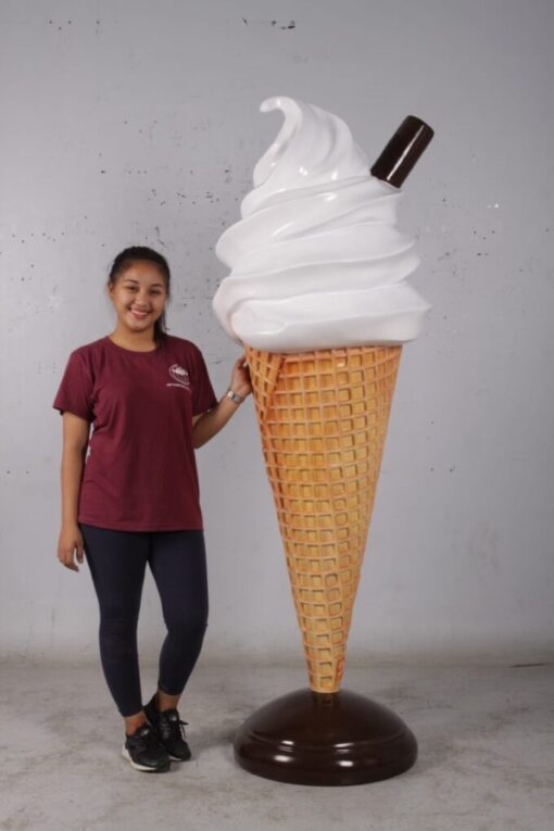 WHIPPY ICE CREAM 6FT WITH FLAKE JR 180053 - Image 11