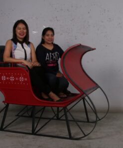 Alternative view of Sleigh - Red | JR 190097