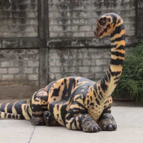ADOLESCENT RHOETOSAURUS BENCH  JR 210179GC