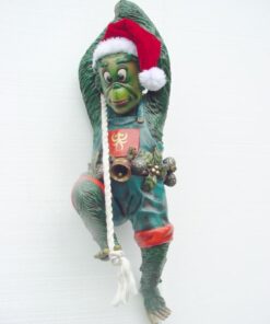 Funny Christmas Thief - Climbing on Rope | JR 2240