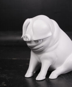 Alternative view of Sitting Piglet - Paintable Primer Finish | JR 160259