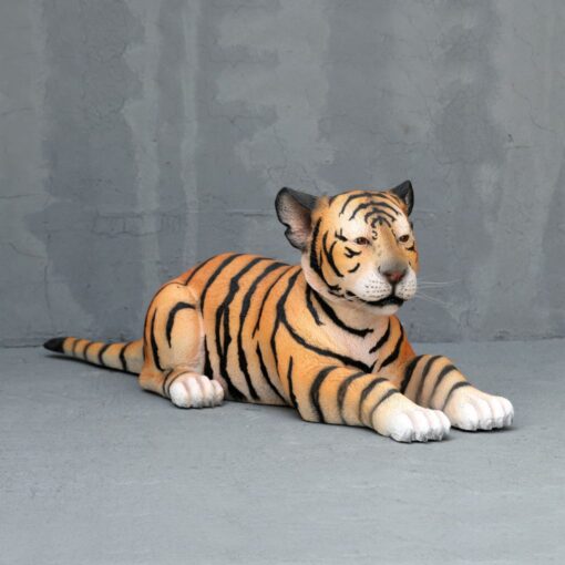 TIGER CUB LYING JR 3316