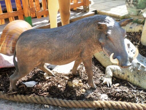 AFRICAN WARTHOG JR 130055 - Image 2