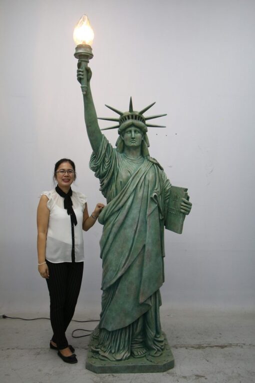 STATUE OF LIBERTY 8.7FT JR 180161 - Image 9