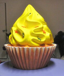 Alternative view of Cupcake | JR 2823