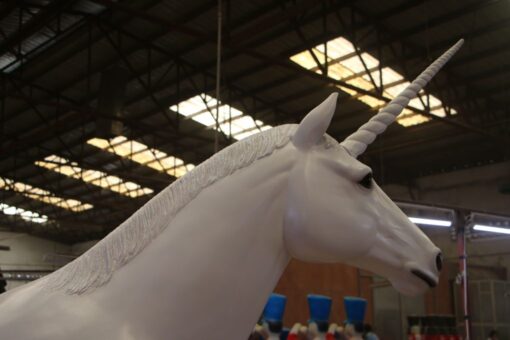 UNICORN LIFESIZE JR 180143 - Image 7