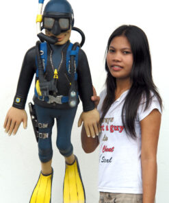 Alternative view of Diver - Swimming | JR FX