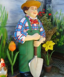 Alternative view of Gardener with Spade - Standing | JR 1509
