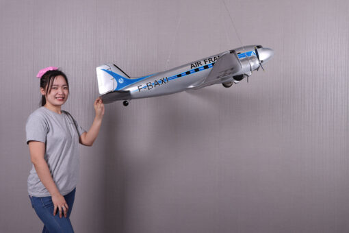 DC-3 SCALE MODEL JR 210154 - Image 2