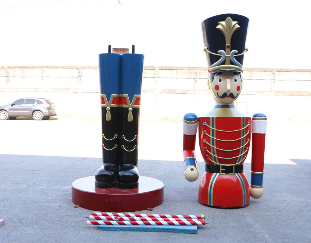 Toy Solider with Baton - 16ft | JR 150026 - Image 10