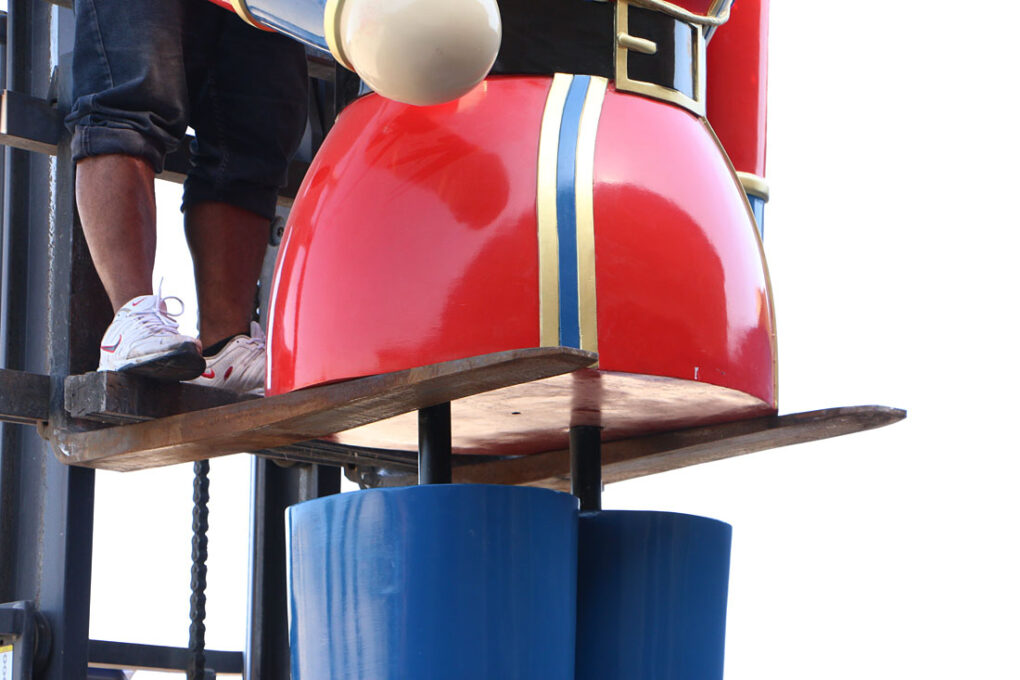 Toy Solider with Baton - 16ft | JR 150026 - Image 7