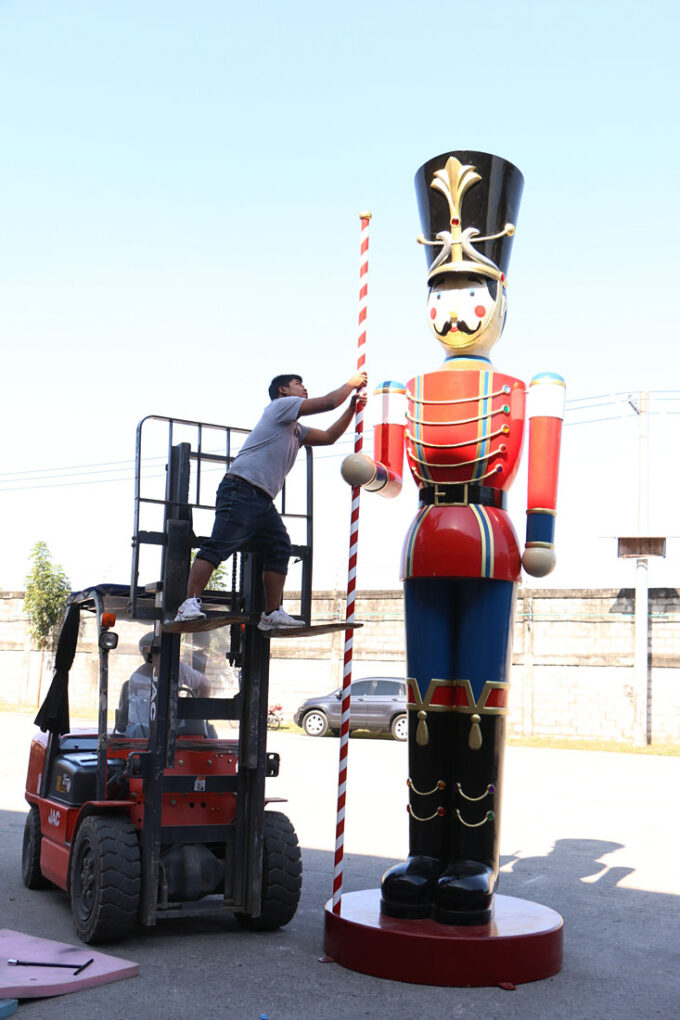Toy Solider with Baton - 16ft | JR 150026 - Image 5