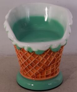 Alternative view of Mint Ice Cream Table | JR 130019