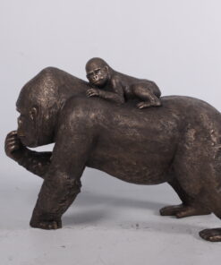 Alternative view of Silverback Gorilla with Baby - Bronze Effect Finish | JR 100050