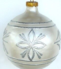 Alternative view of Large - Christmas Ball - White with Silver | JR 1192