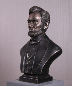Alternative view of Abraham Lincoln Bust | JR 260016