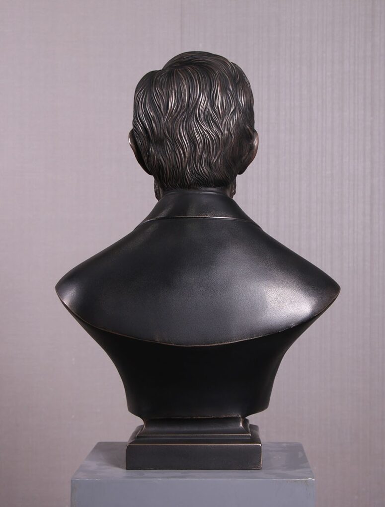 Abraham Lincoln Bust | JR 260016 - Image 4