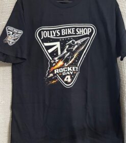 Alternative view of ROCKET DAY #4 T-SHIRT BLACK | BSM-TS024