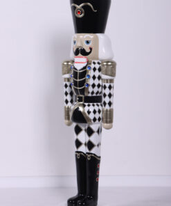 190077CheckeredBlackWhite