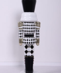 190077CheckeredBlackWhite